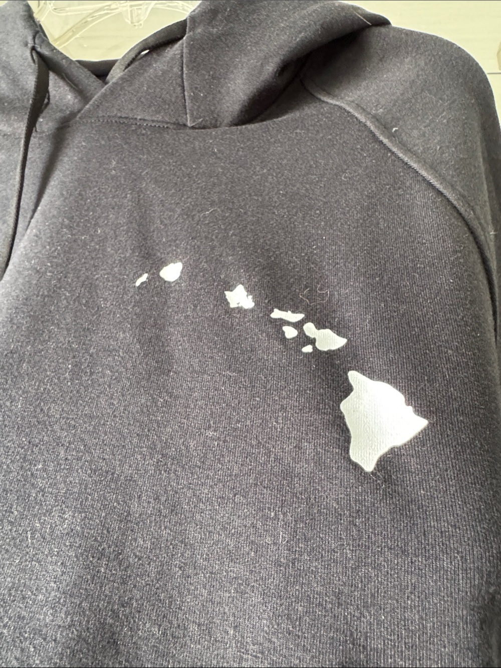lululemon athletica Black Crewneck Sweatshirt from Honolulu Lulu Store